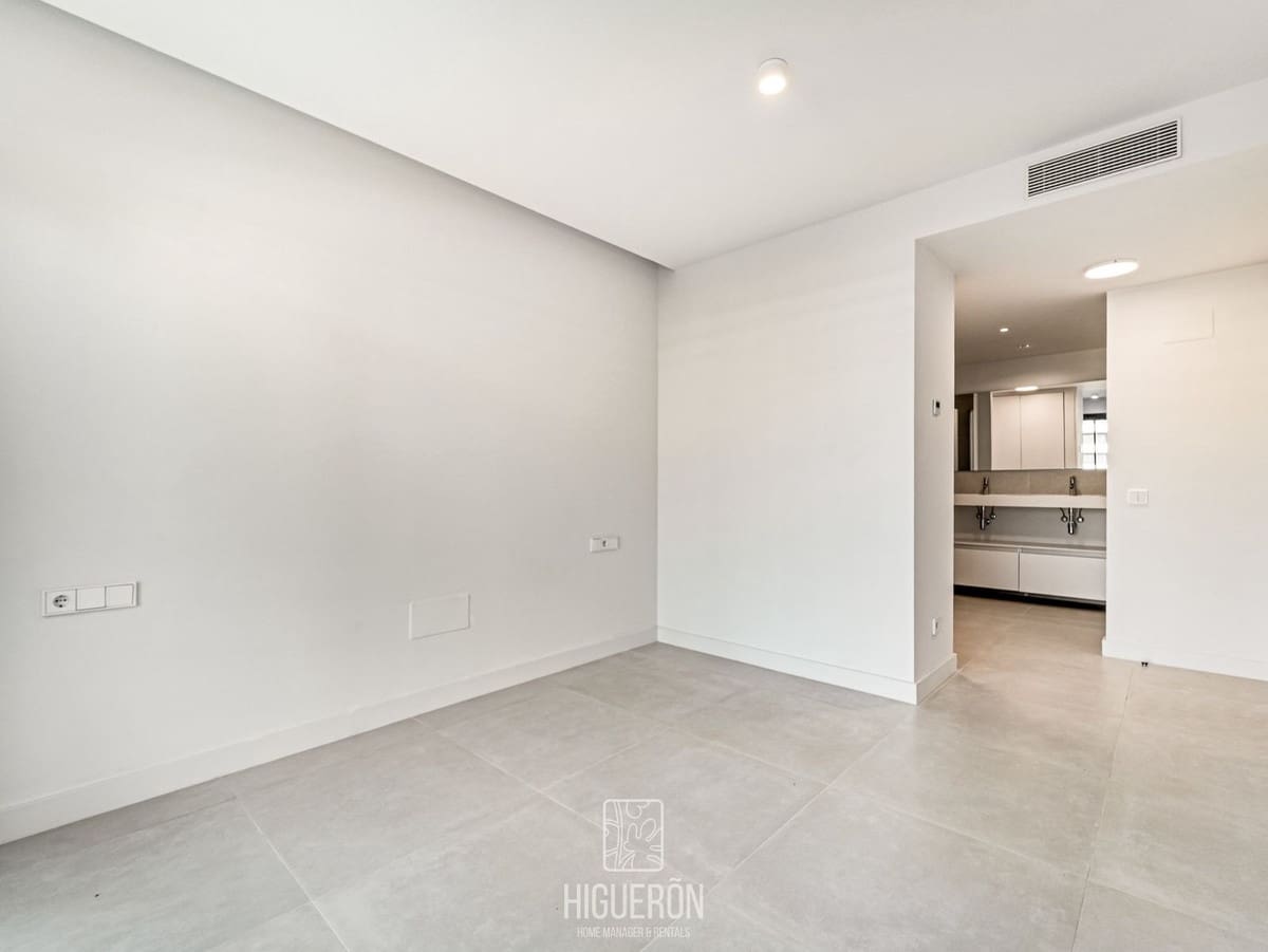 3 soveværelse Lejlighed til salg i Fuengirola - € 777.000 (Ref: 9755056)