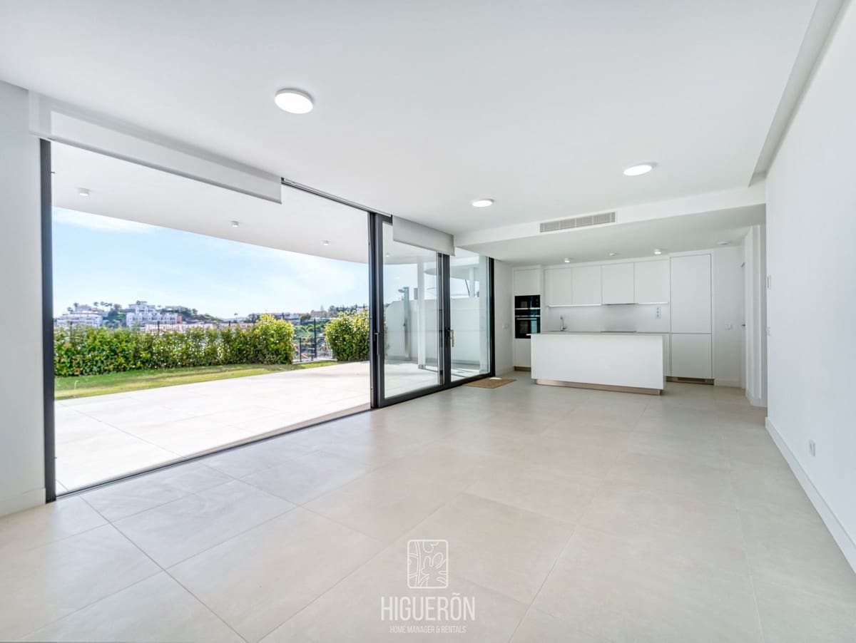 3 soveværelse Lejlighed til salg i Fuengirola - € 777.000 (Ref: 9755056)