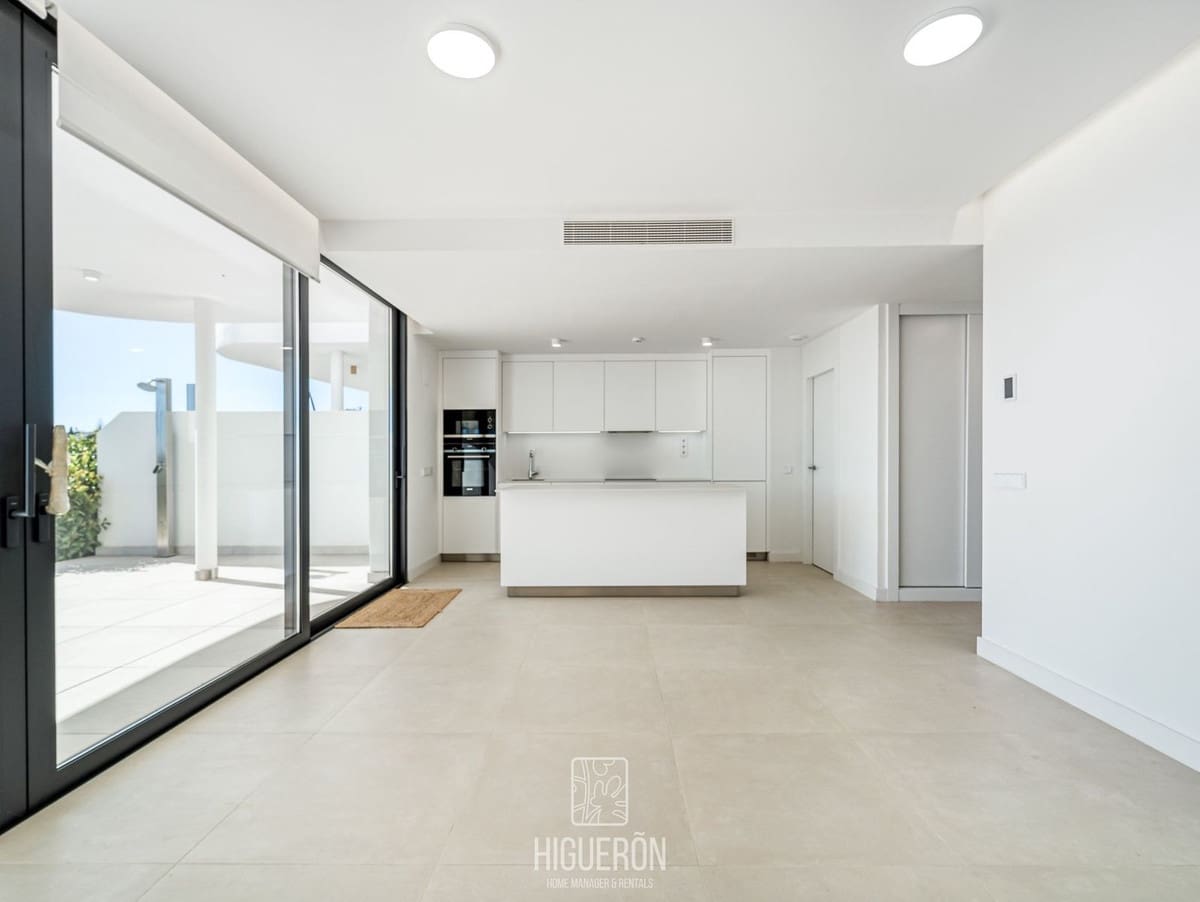 3 soveværelse Lejlighed til salg i Fuengirola - € 777.000 (Ref: 9755056)