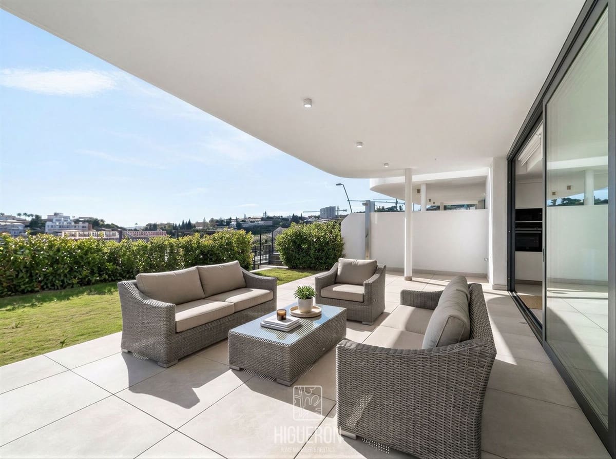 3 soveværelse Lejlighed til salg i Fuengirola - € 777.000 (Ref: 9755056)