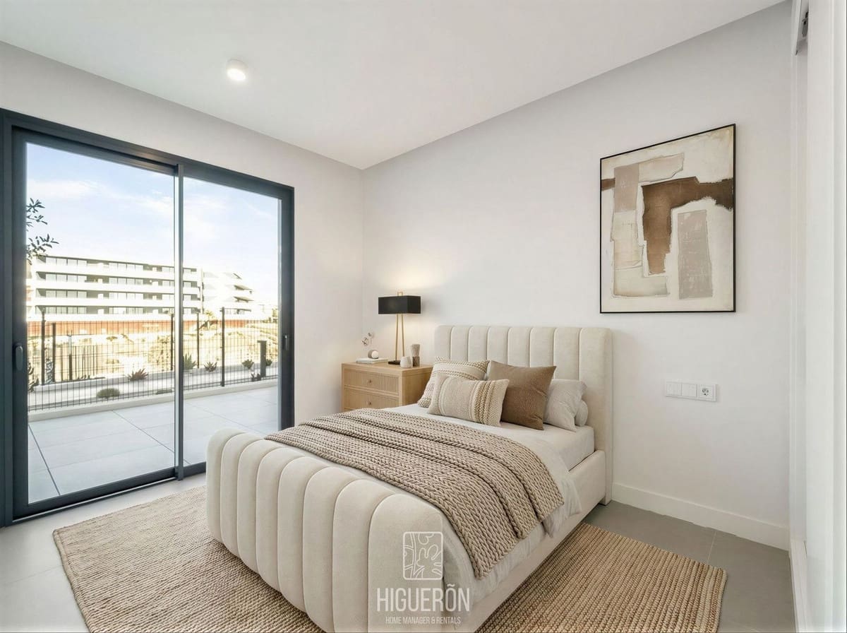 3 soveværelse Lejlighed til salg i Fuengirola - € 777.000 (Ref: 9755056)