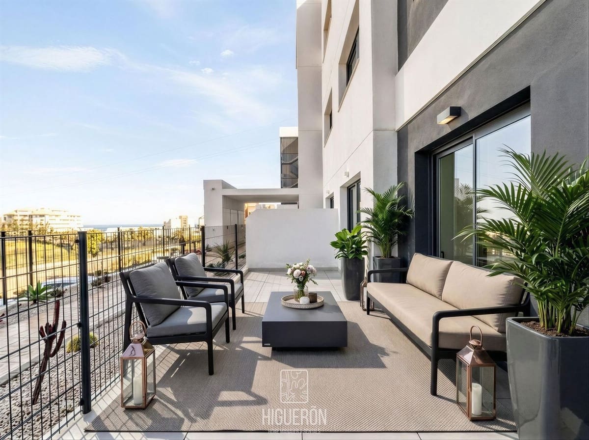 3 soveværelse Lejlighed til salg i Fuengirola - € 777.000 (Ref: 9755056)