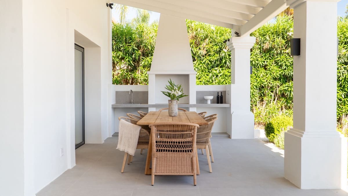 5 slaapkamer Villa te koop in Nueva Andalucia - € 4.395.000 (Ref: 9755062)