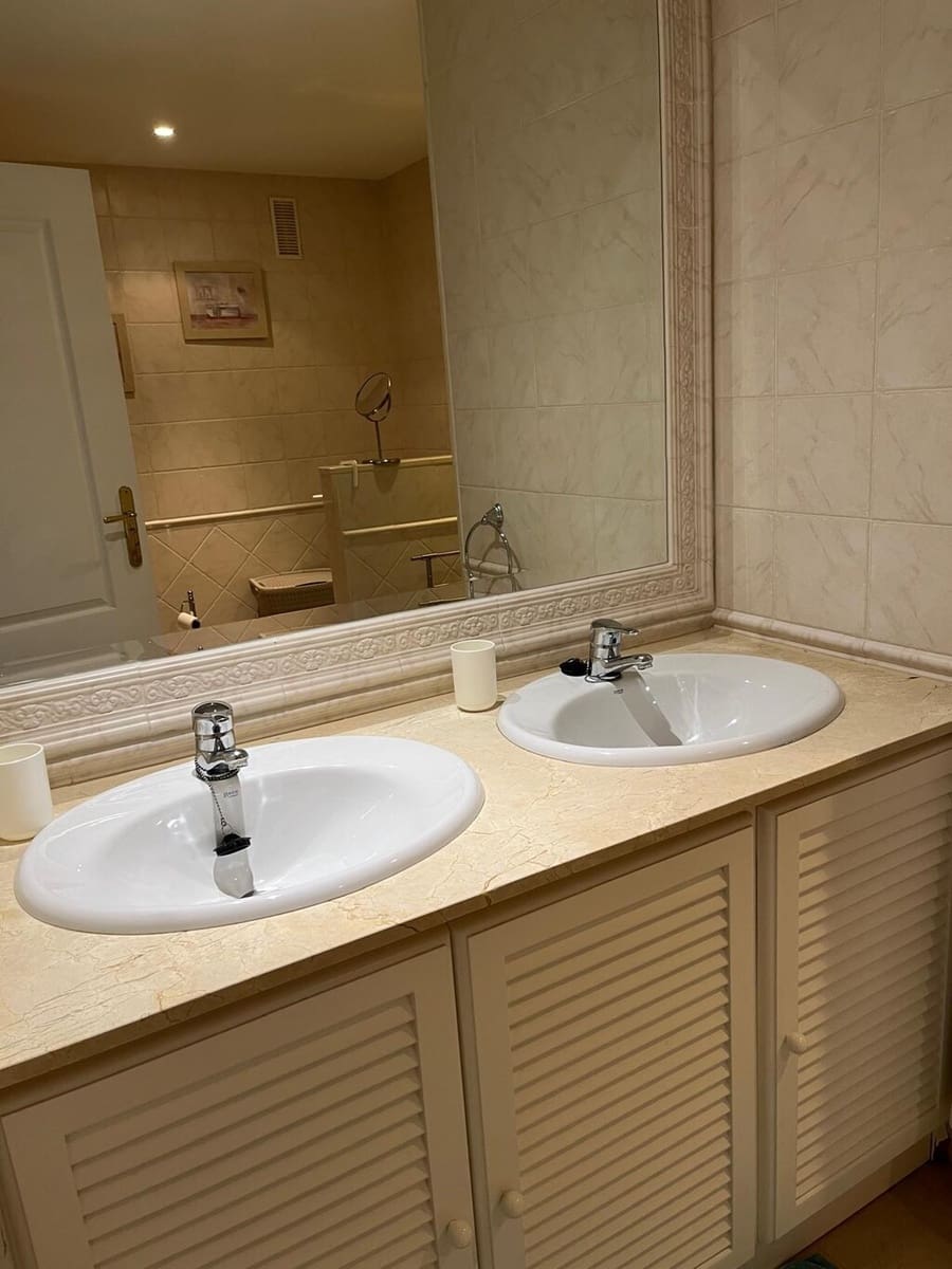 2 makuuhuone Huoneisto myytävänä paikassa Miraflores - 399 000 € (Ref: 9756301)