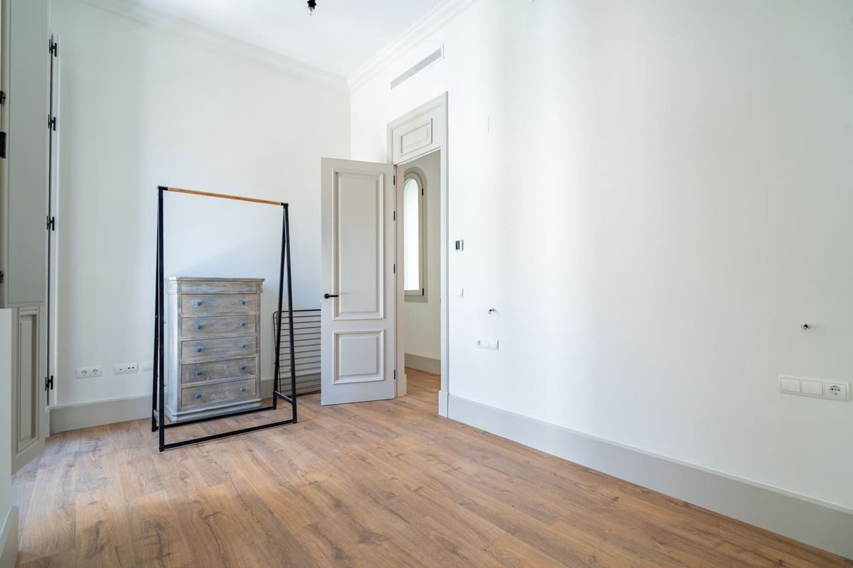 3 quarto Penthouse para venda em Malaga cidade - 2 050 000 € (Ref: 9763294)