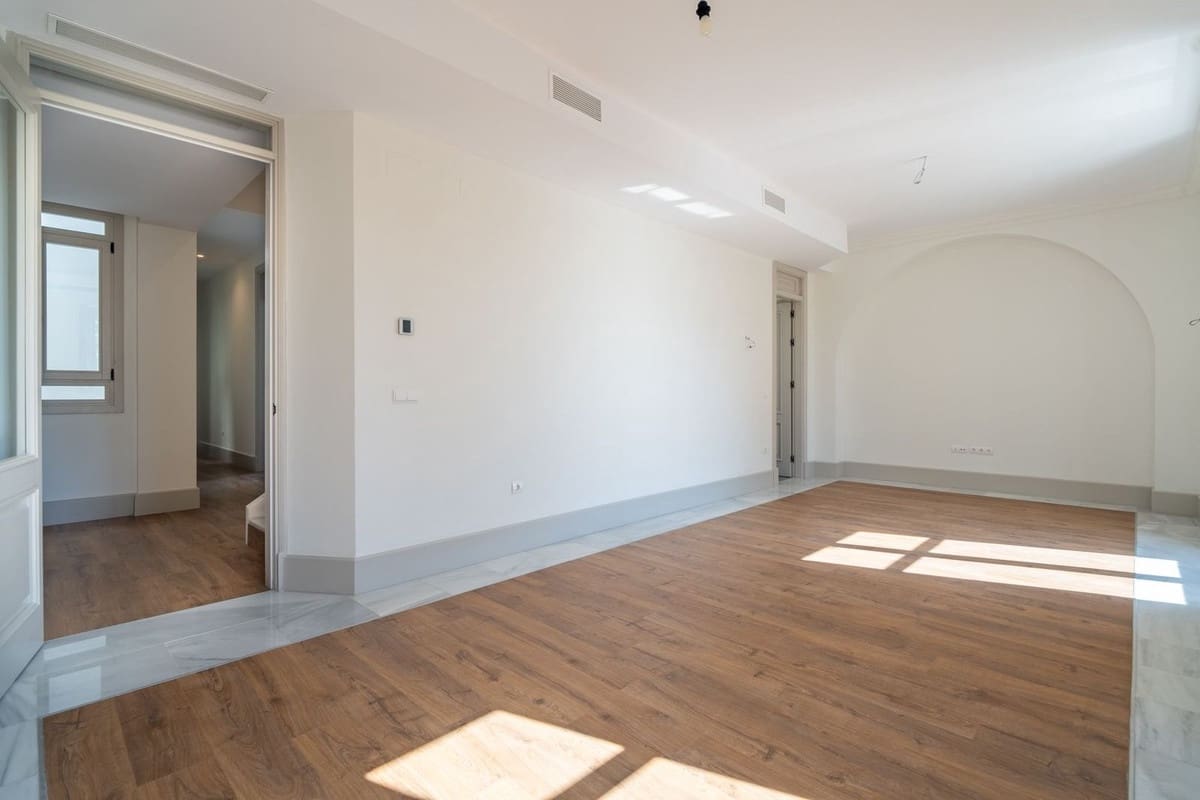 3 quarto Penthouse para venda em Malaga cidade - 2 150 000 € (Ref: 9763295)