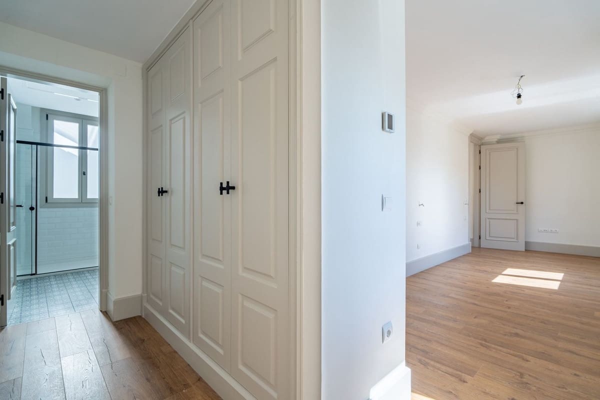 3 quarto Penthouse para venda em Malaga cidade - 2 150 000 € (Ref: 9763295)