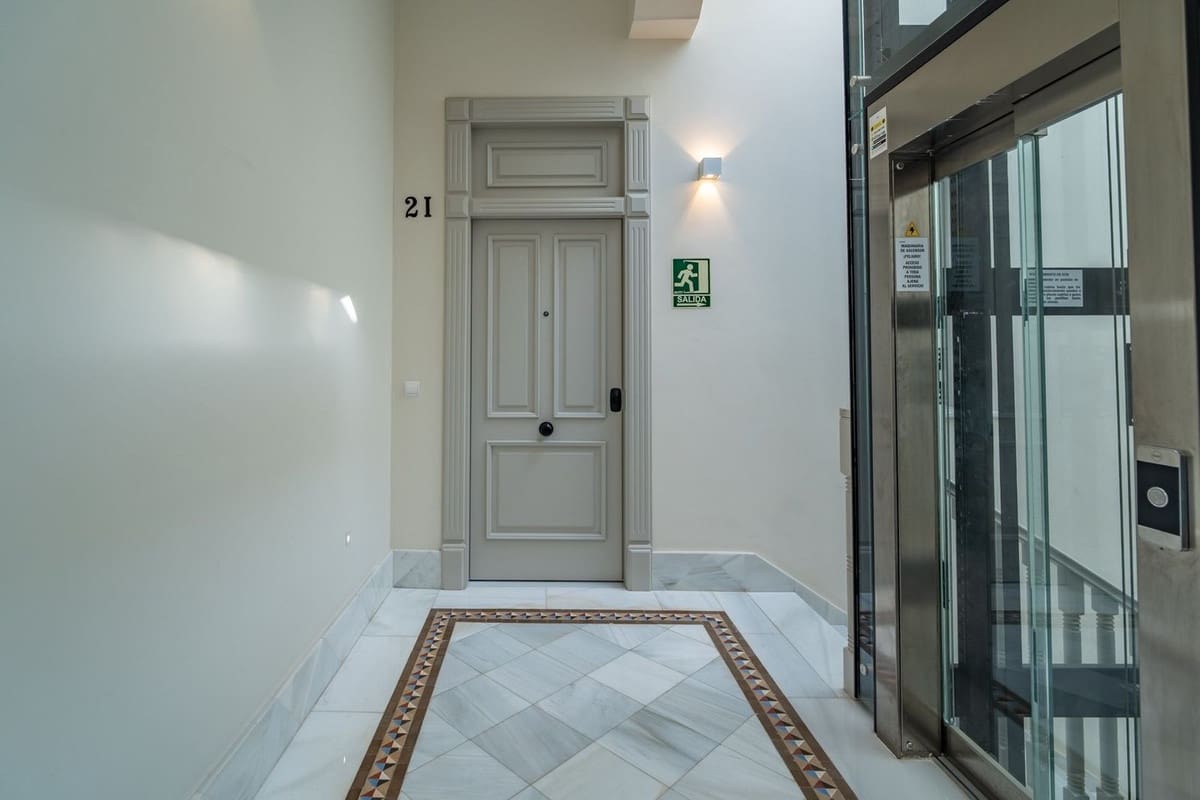 3 quarto Penthouse para venda em Malaga cidade - 2 150 000 € (Ref: 9763295)