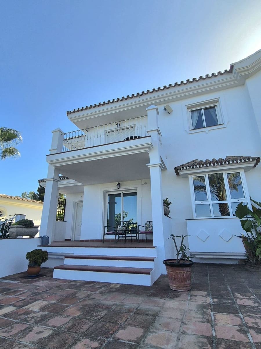 3 soveværelse Finca/Landehus til salg i Alhaurin Golf med garage - € 495.000 (Ref: 9763297)