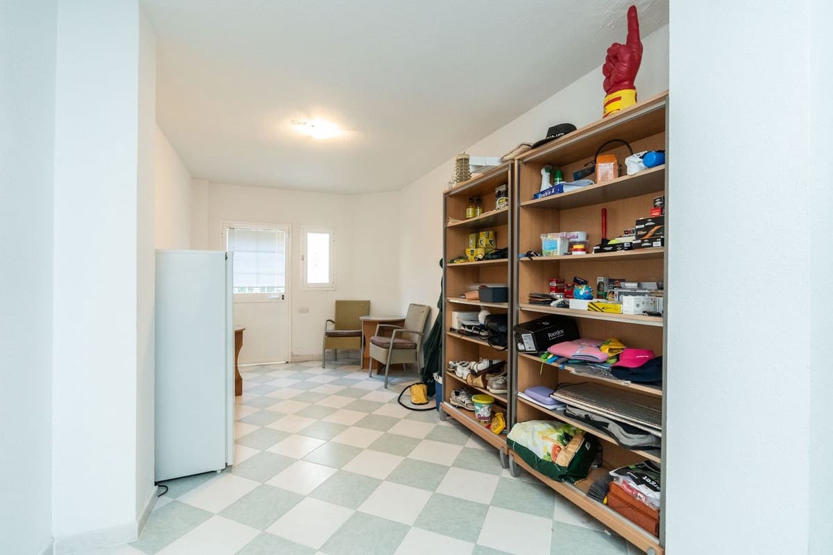 5 slaapkamer Villa te koop in Marbesa - € 1.750.000 (Ref: 9763303)