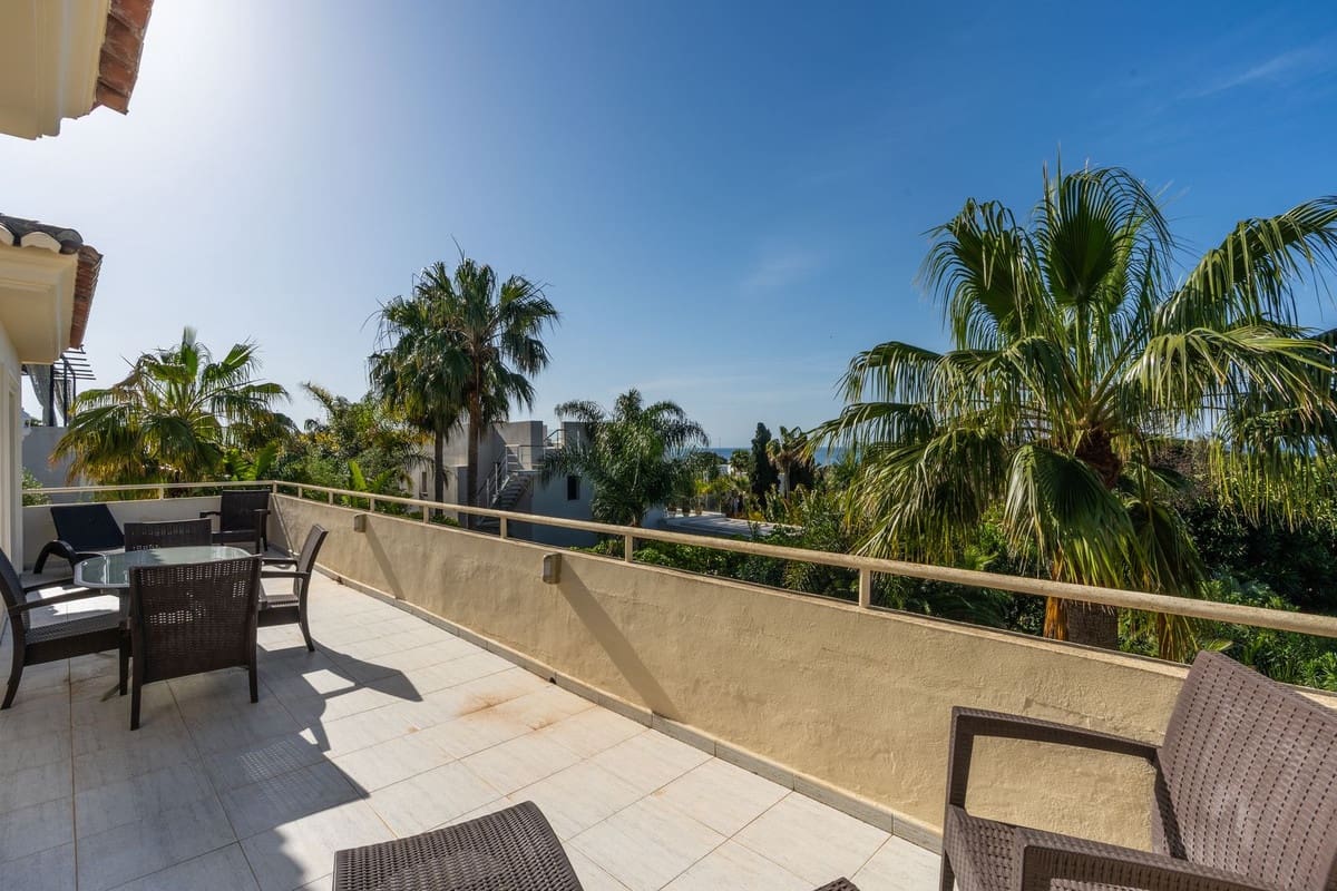 5 slaapkamer Villa te koop in Marbesa - € 1.750.000 (Ref: 9763303)