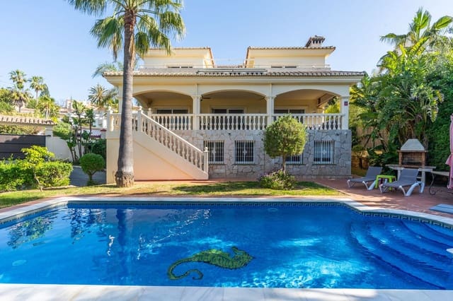 5 slaapkamer Villa te koop in Marbesa, Marbella - € 1.750.000 (Ref: 9763303)