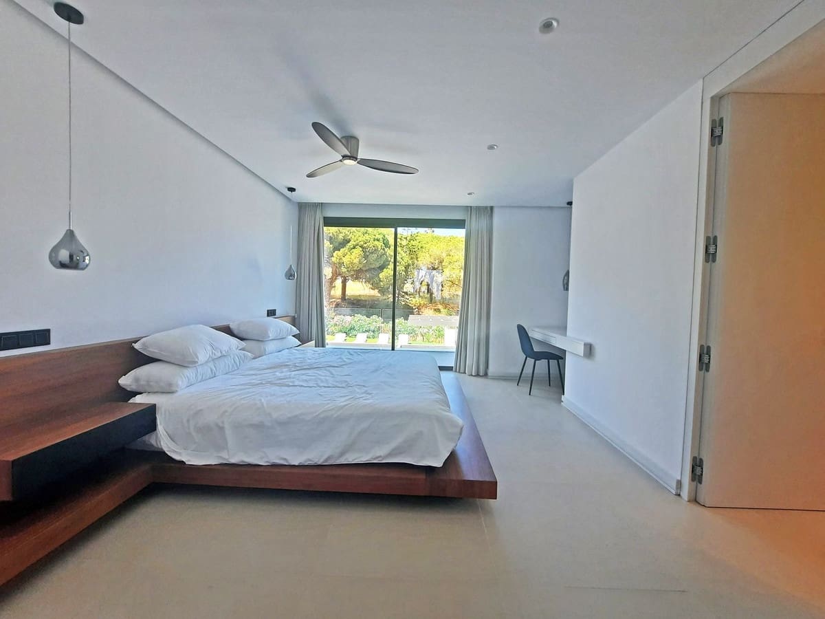 4 slaapkamer Villa te koop in Elviria - € 3.500.000 (Ref: 9763304)