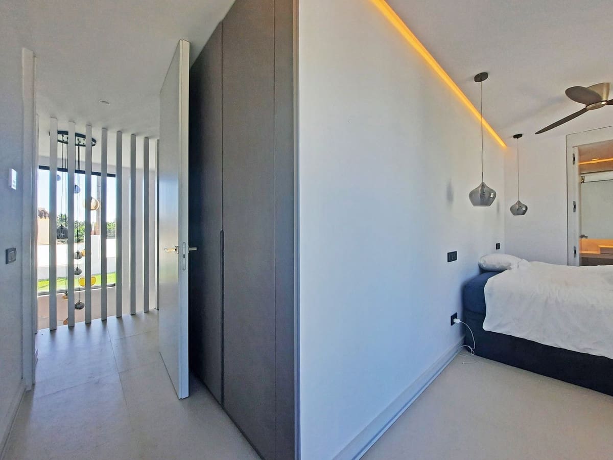 4 slaapkamer Villa te koop in Elviria - € 3.500.000 (Ref: 9763304)