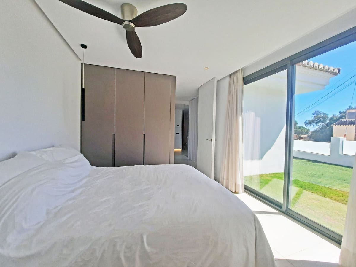 4 slaapkamer Villa te koop in Elviria - € 3.500.000 (Ref: 9763304)