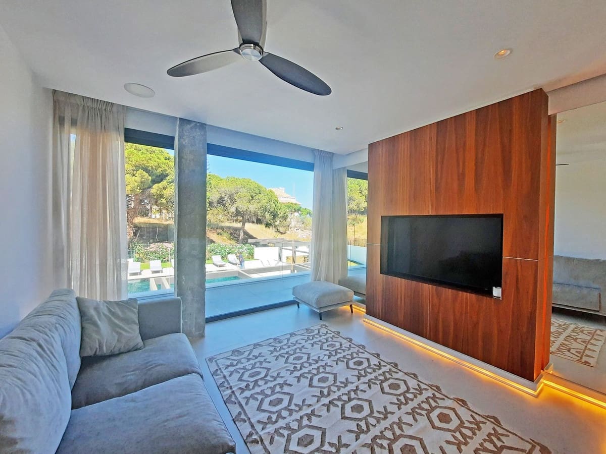 4 slaapkamer Villa te koop in Elviria - € 3.500.000 (Ref: 9763304)