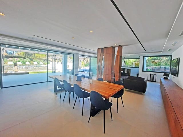 4 slaapkamer Villa te koop in Elviria, Marbella - € 3.500.000 (Ref: 9763304)