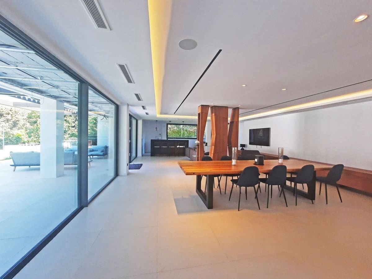 4 slaapkamer Villa te koop in Elviria - € 3.500.000 (Ref: 9763304)