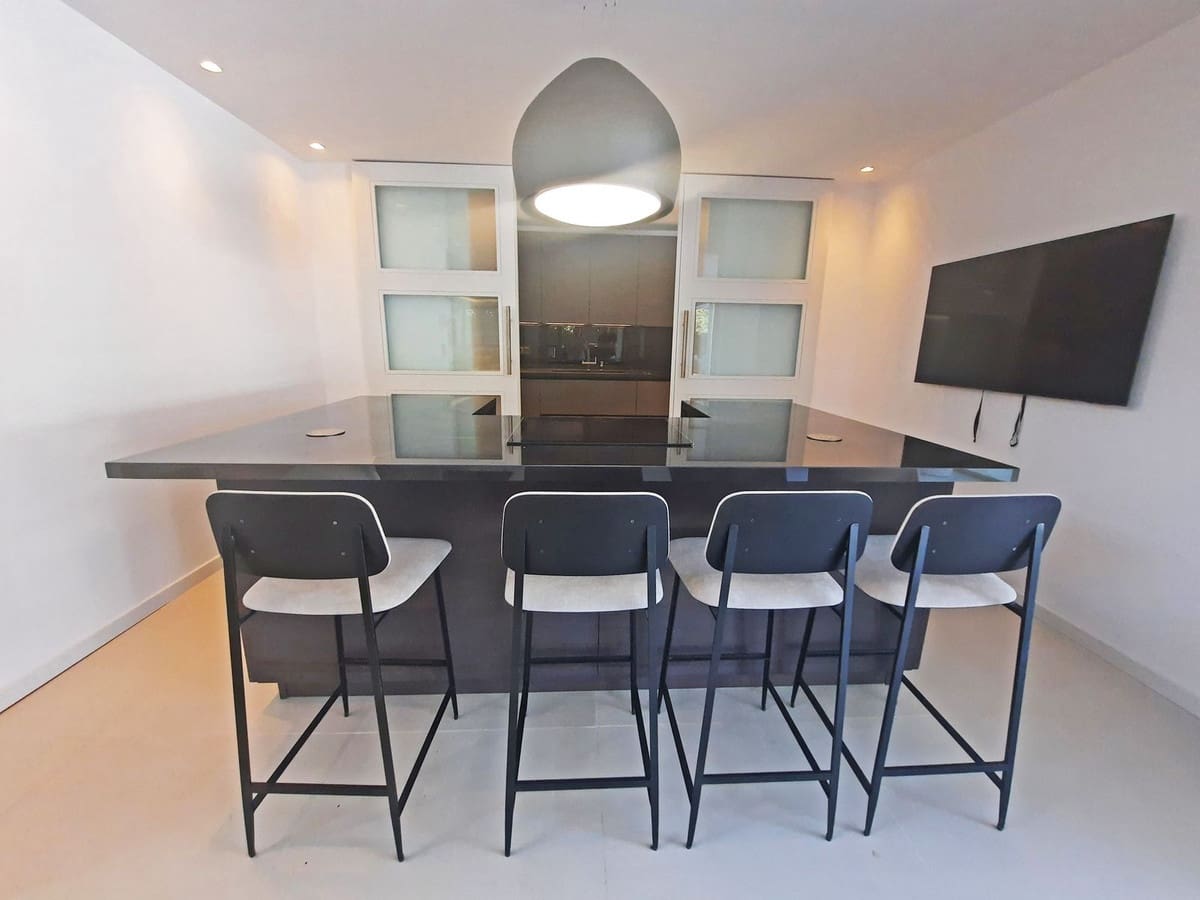 4 slaapkamer Villa te koop in Elviria - € 3.500.000 (Ref: 9763304)