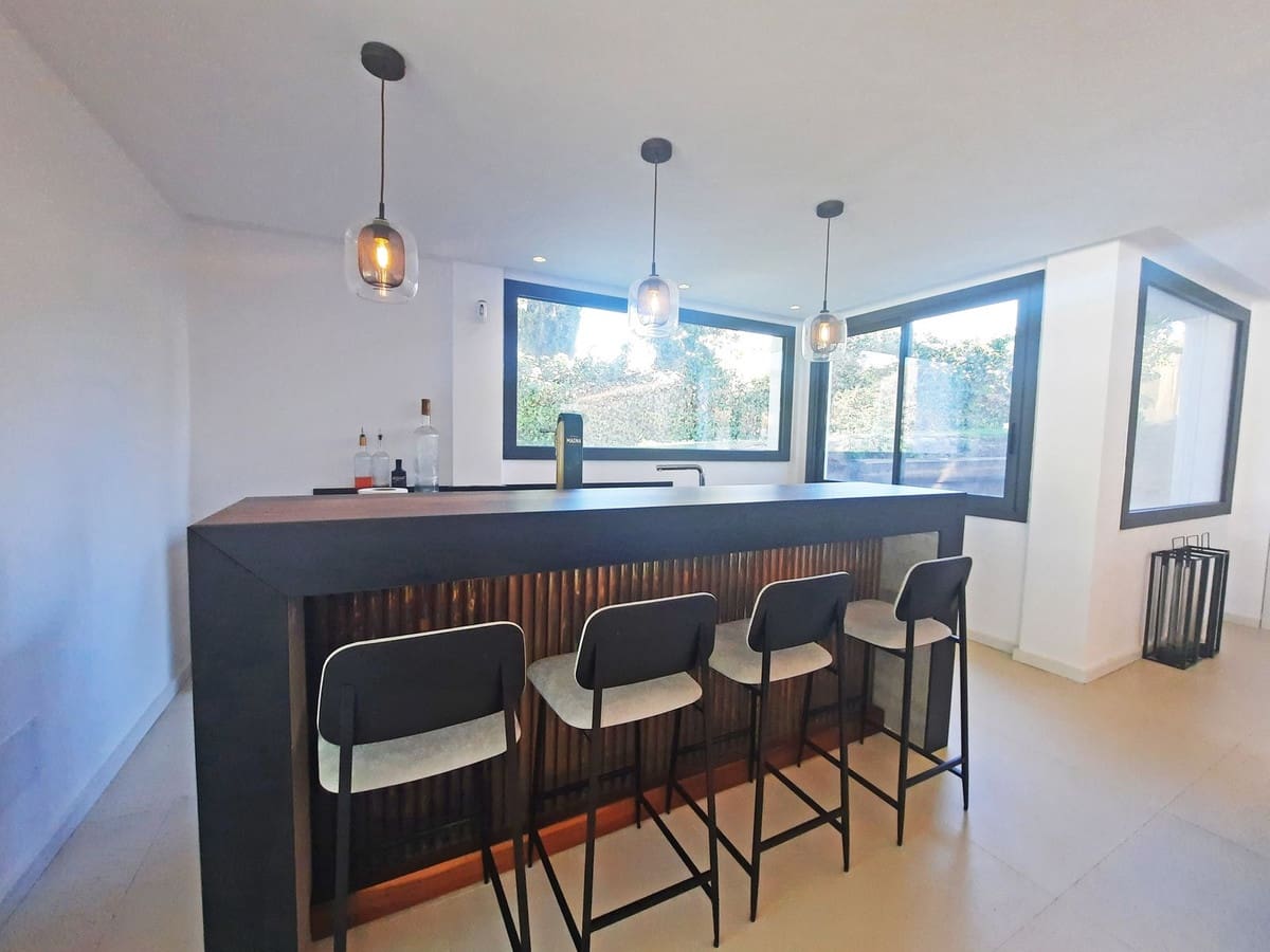 4 slaapkamer Villa te koop in Elviria - € 3.500.000 (Ref: 9763304)