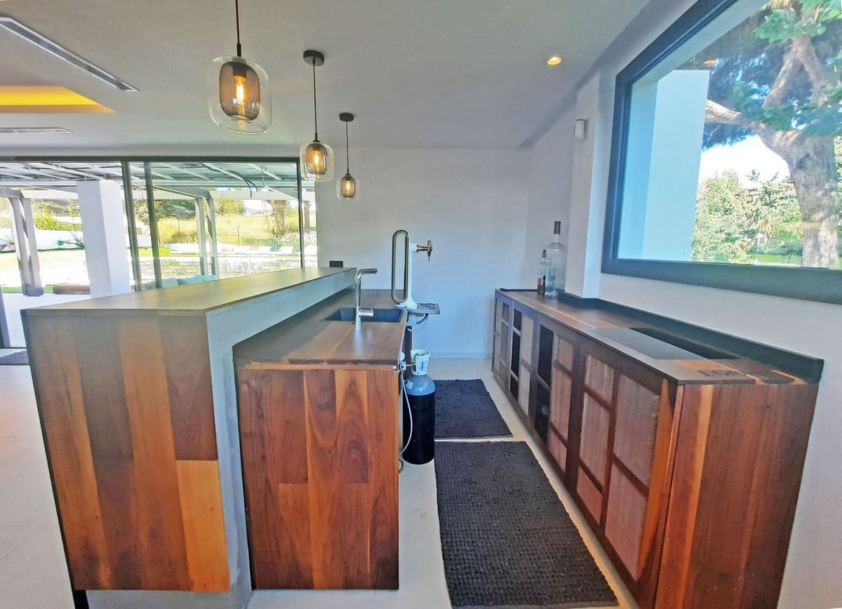 4 slaapkamer Villa te koop in Elviria - € 3.500.000 (Ref: 9763304)