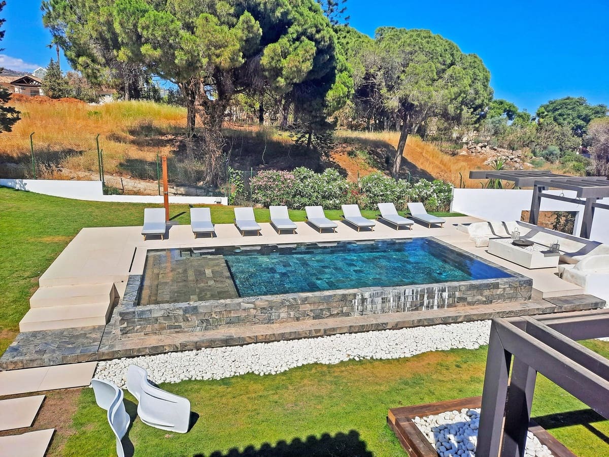 4 slaapkamer Villa te koop in Elviria - € 3.500.000 (Ref: 9763304)