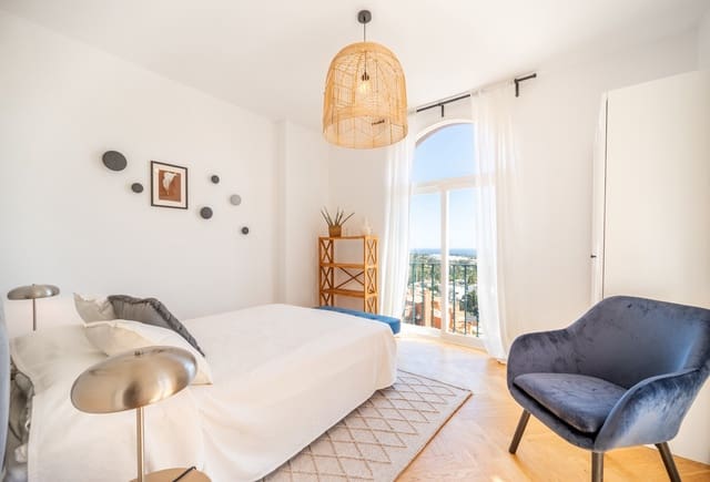 3 quarto Penthouse para venda em Puerto Banus, Marbella - 1 145 000 € (Ref: 9763436)