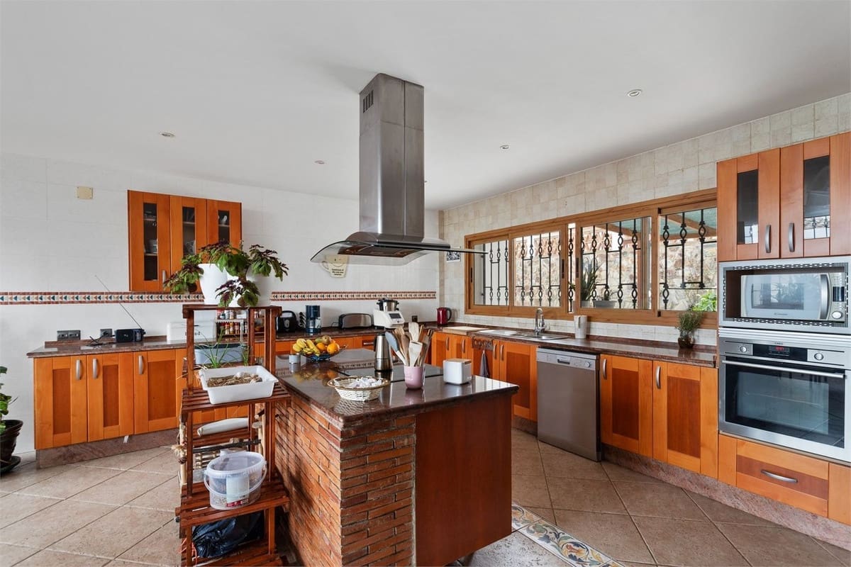 6 sypialnia Willa na sprzedaż w Benalmadena - 1 590 000 € (Ref: 9763441)