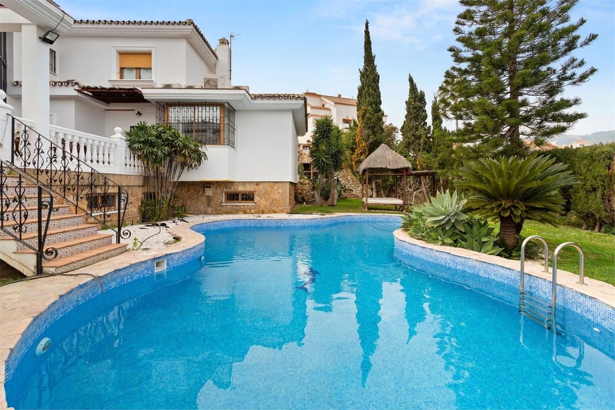 6 sypialnia Willa na sprzedaż w Benalmadena - 1 590 000 € (Ref: 9763441)