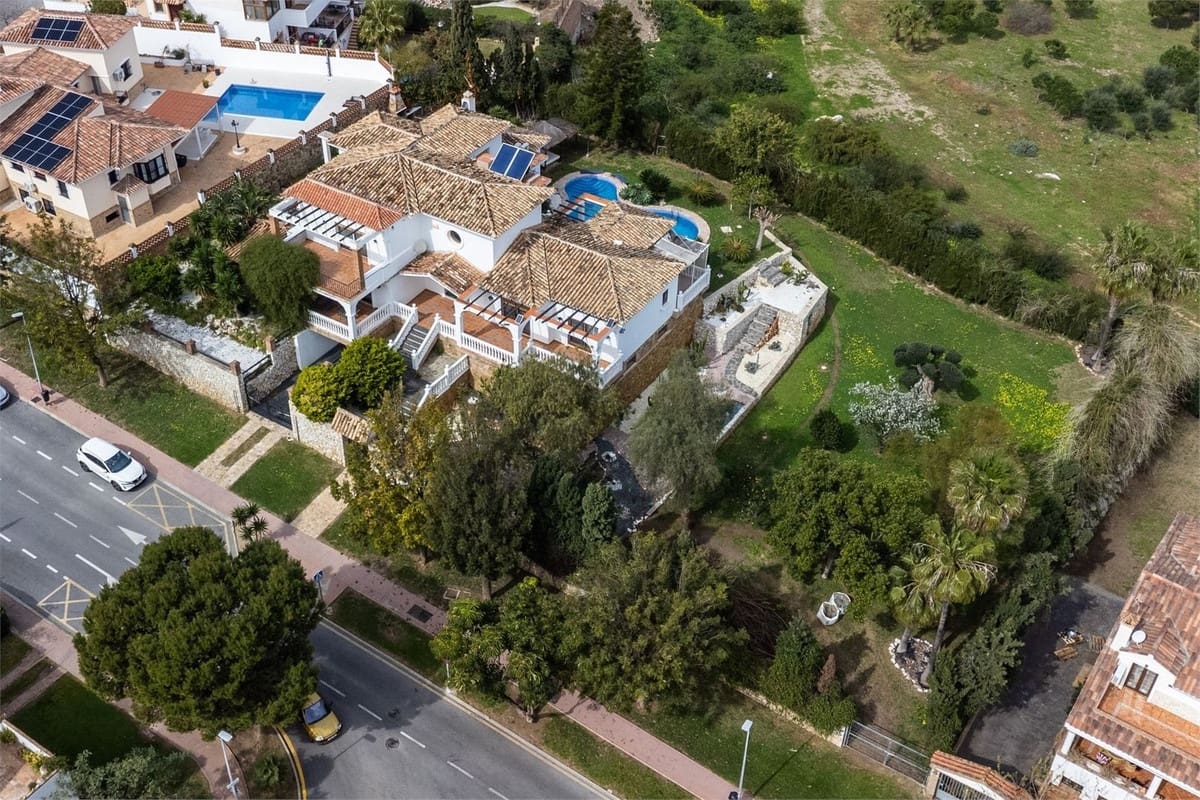 6 sypialnia Willa na sprzedaż w Benalmadena - 1 590 000 € (Ref: 9763441)