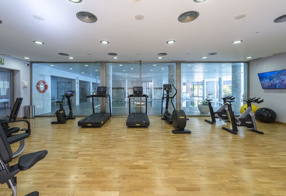 2 sovrum Lägenhet till salu i Marbella med garage - 1 195 000 € (Ref: 9763442)