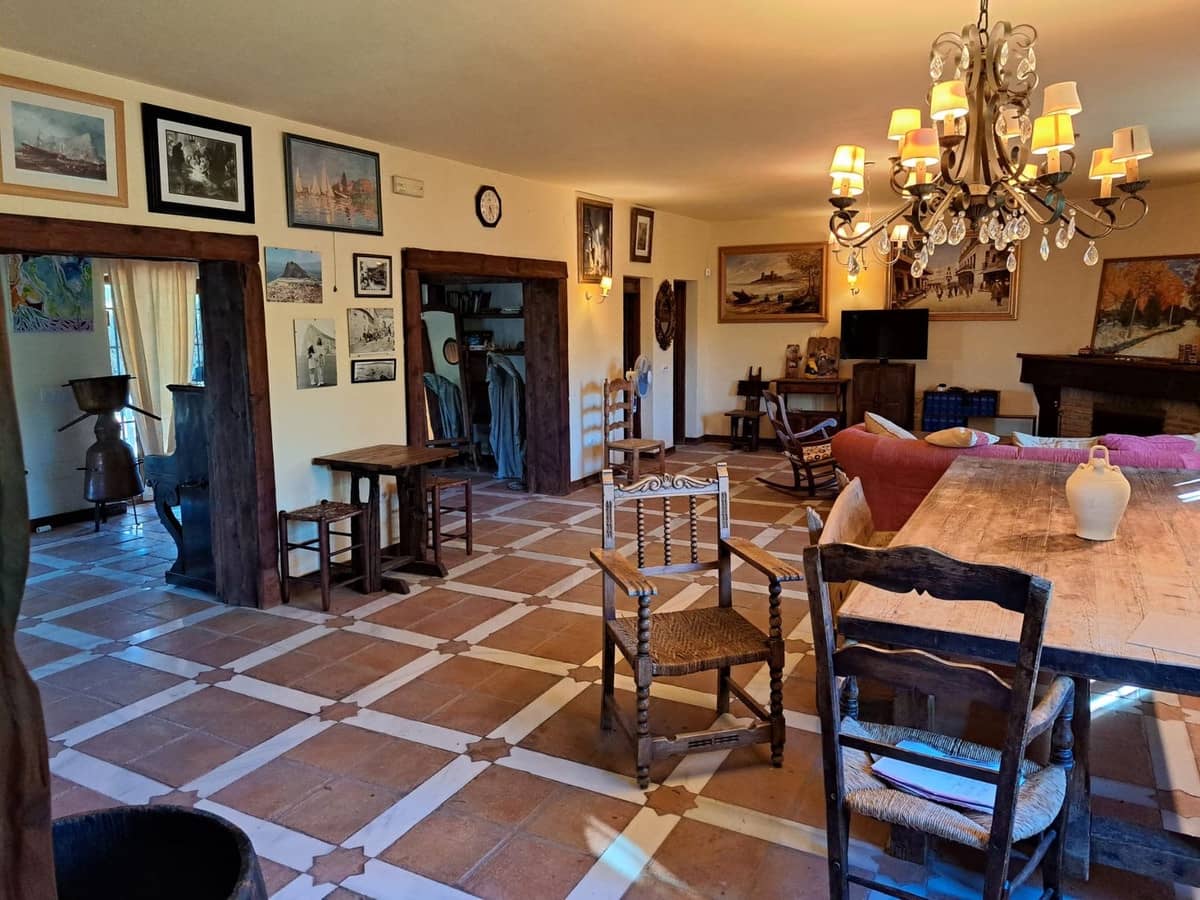 4 soverom Finca/Herregård til salgs i Entrerrios - € 1 195 000 (Ref: 9772507)