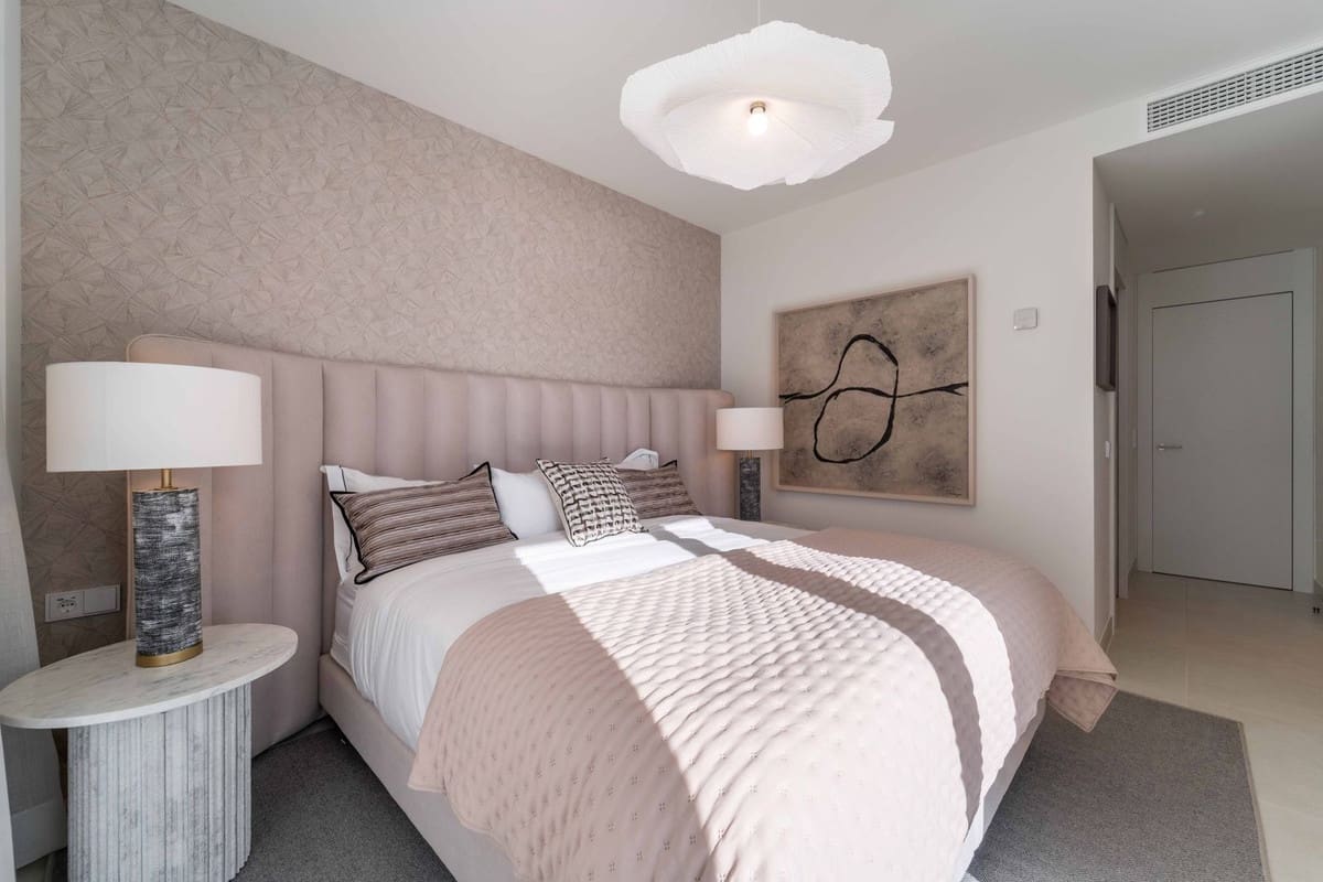 Apartamento de 3 habitaciones en Fuengirola en venta con garaje - 849.000 € (Ref: 9772508)