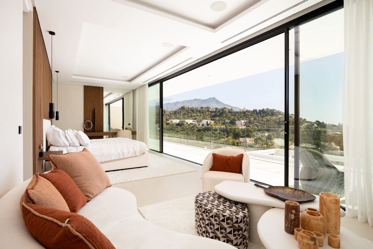 7 bedroom Villa for sale in El Madronal - € 11,500,000 (Ref: 9772509)