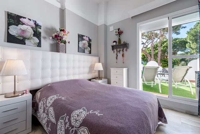 2 soverom Hus til salgs i Cabopino, Marbella - € 335 000 (Ref: 9777368)