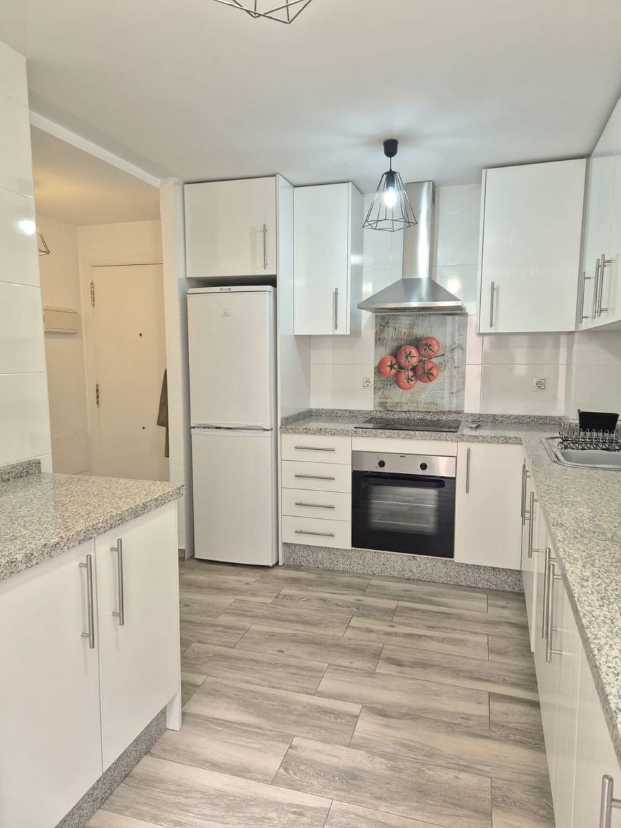 2 sovrum Lägenhet till salu i Las Lagunas de Mijas med garage - 284 900 € (Ref: 9777369)