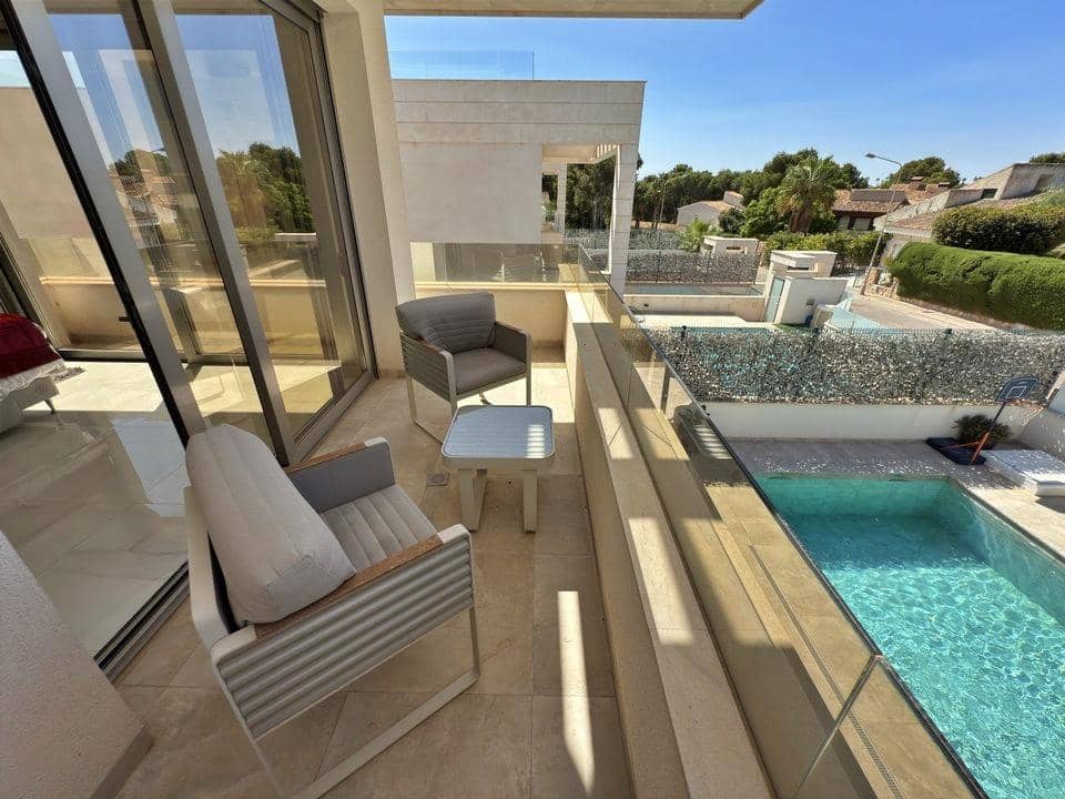 5 makuuhuone Huvila myytävänä paikassa Orihuela Costa - 859 900 € (Ref: 9777370)