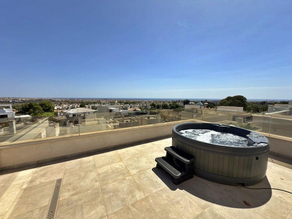 5 makuuhuone Huvila myytävänä paikassa Orihuela Costa - 859 900 € (Ref: 9777370)