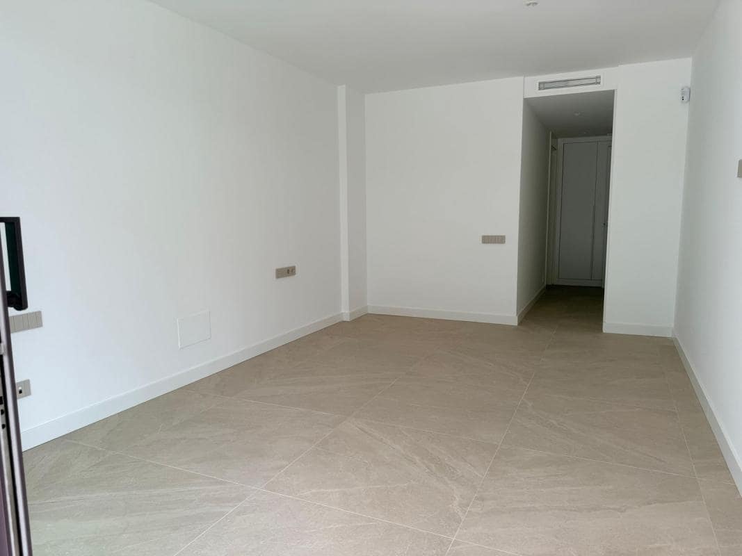 2 slaapkamer Appartement te koop in Marbella - € 1.100.000 (Ref: 9777378)