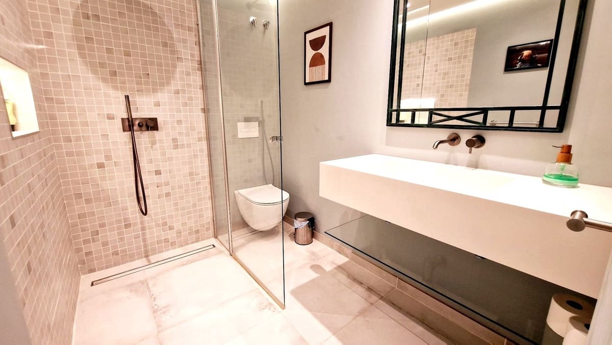 4 soveværelse Lejlighed til salg i Marbella med garage - € 1.299.000 (Ref: 9783914)