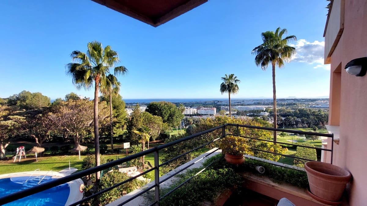 4 soveværelse Lejlighed til salg i Marbella med garage - € 1.299.000 (Ref: 9783914)