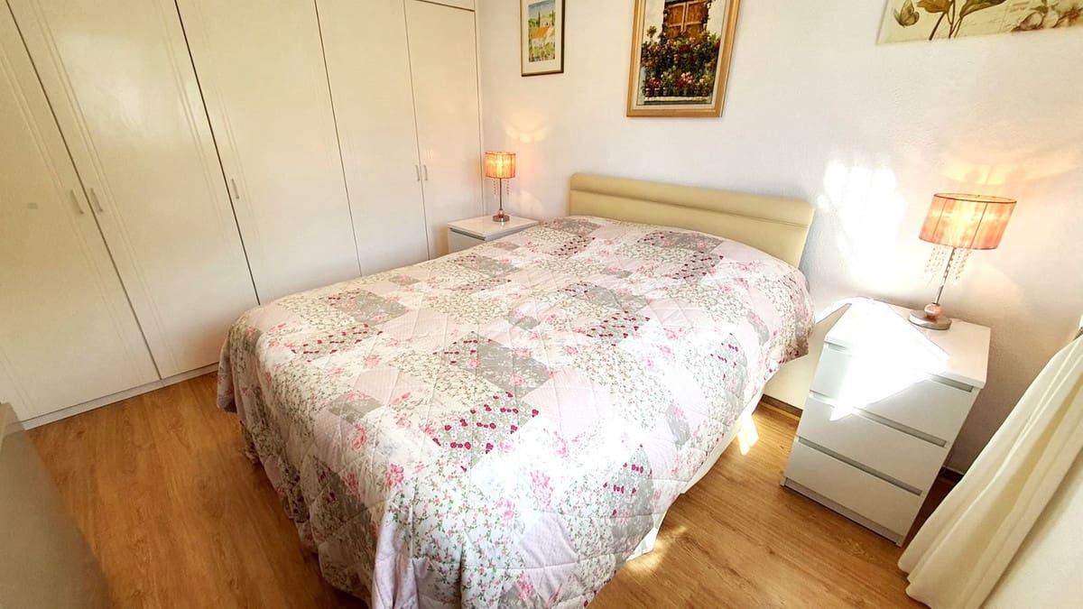 2 soveværelse Bungalow til salg i Benalmadena - € 319.000 (Ref: 9783915)