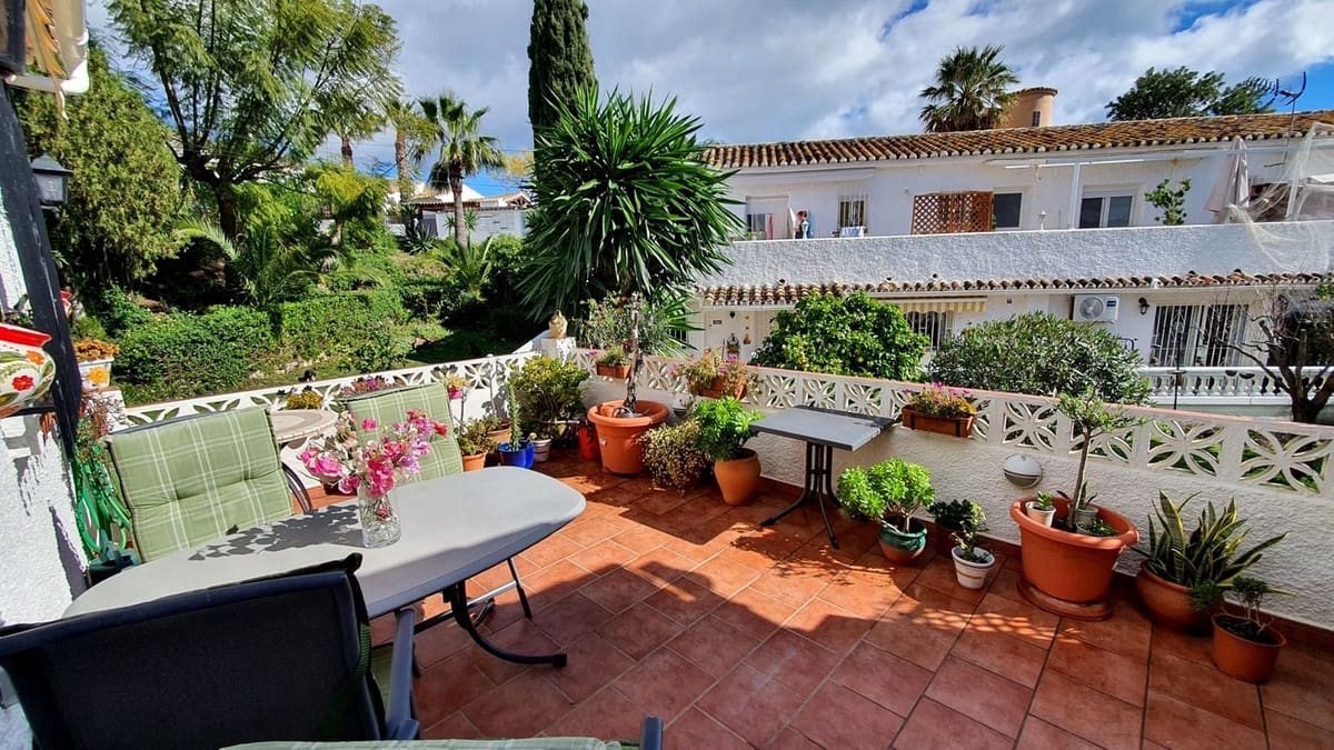 2 soveværelse Bungalow til salg i Benalmadena - € 319.000 (Ref: 9783915)