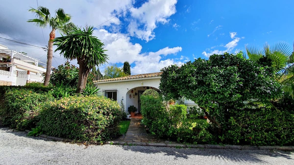 2 soveværelse Bungalow til salg i Benalmadena - € 319.000 (Ref: 9783915)