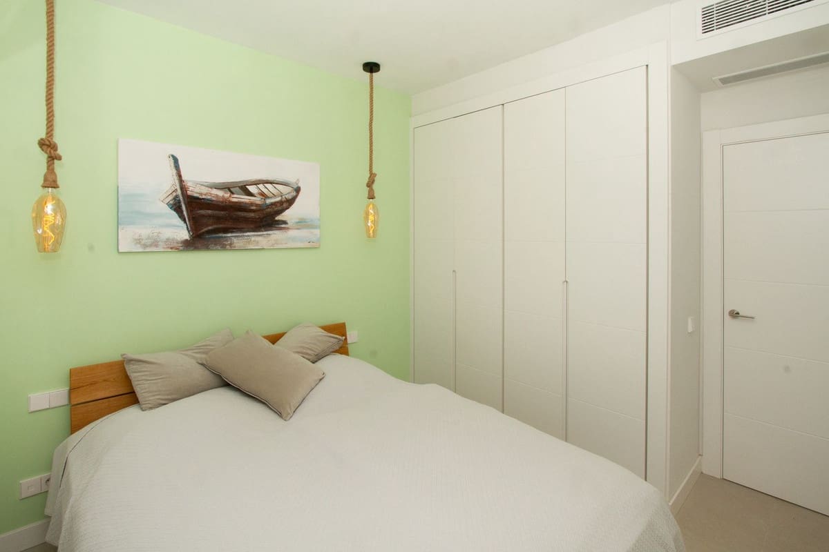 Apartamento de 3 habitaciones en La Cala de Mijas en venta con garaje - 425.000 € (Ref: 9783918)