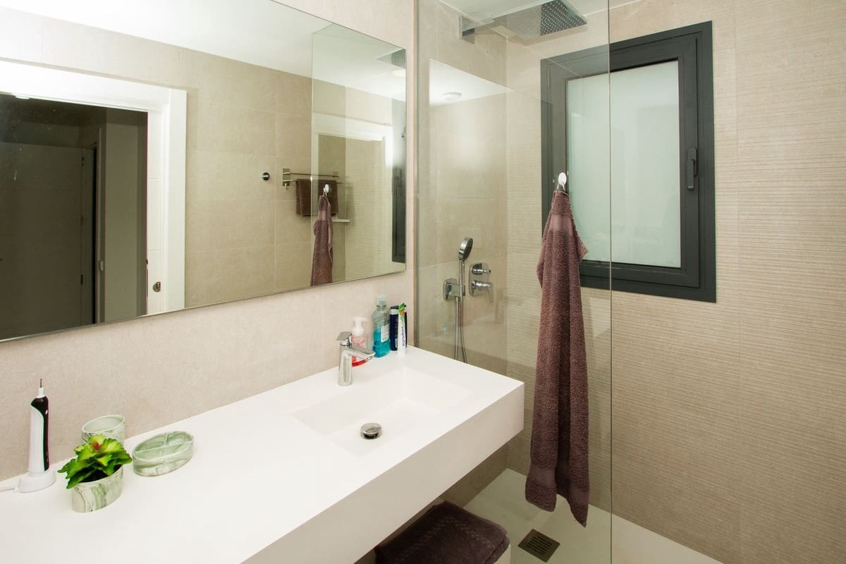 Apartamento de 3 habitaciones en La Cala de Mijas en venta con garaje - 425.000 € (Ref: 9783918)