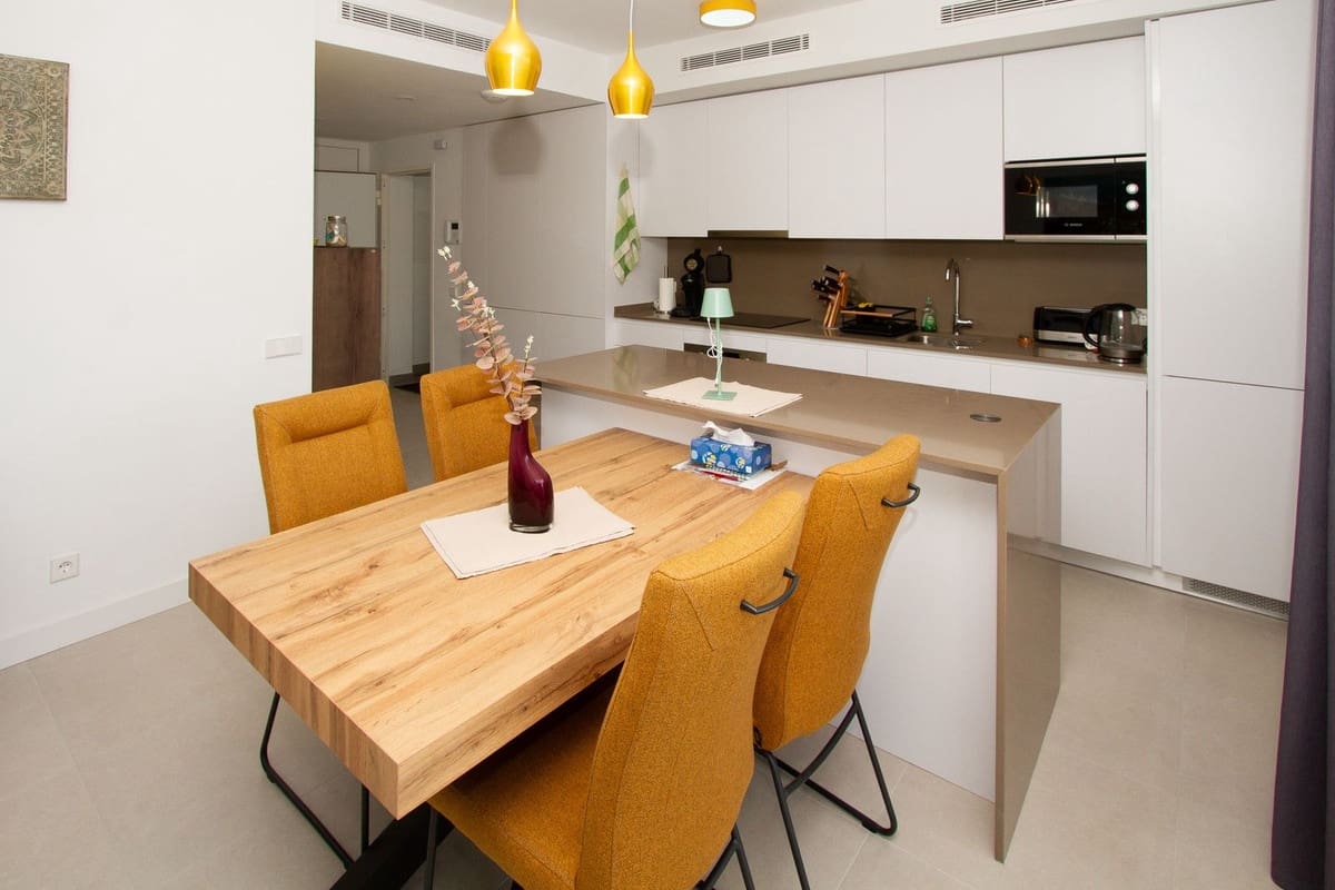 Apartamento de 3 habitaciones en La Cala de Mijas en venta con garaje - 425.000 € (Ref: 9783918)