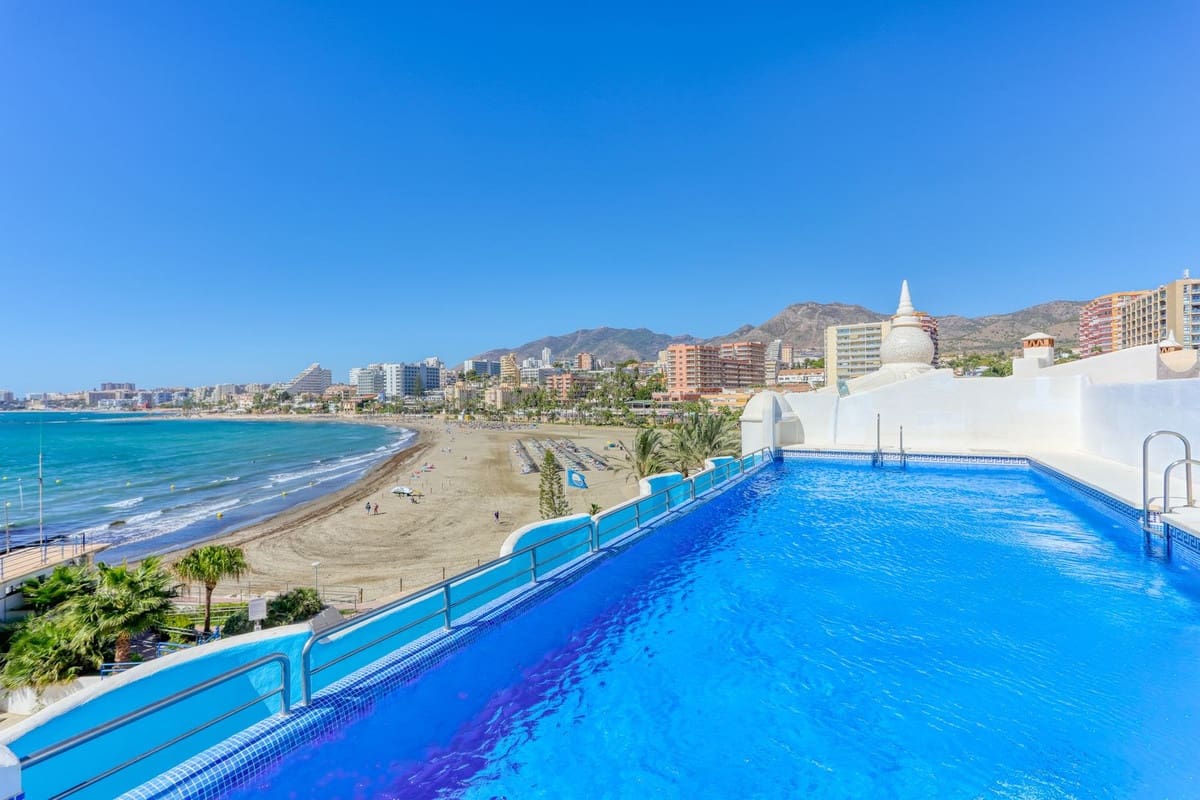 2 bedroom Apartment for sale in Benalmadena - € 529,000 (Ref: 9783922)