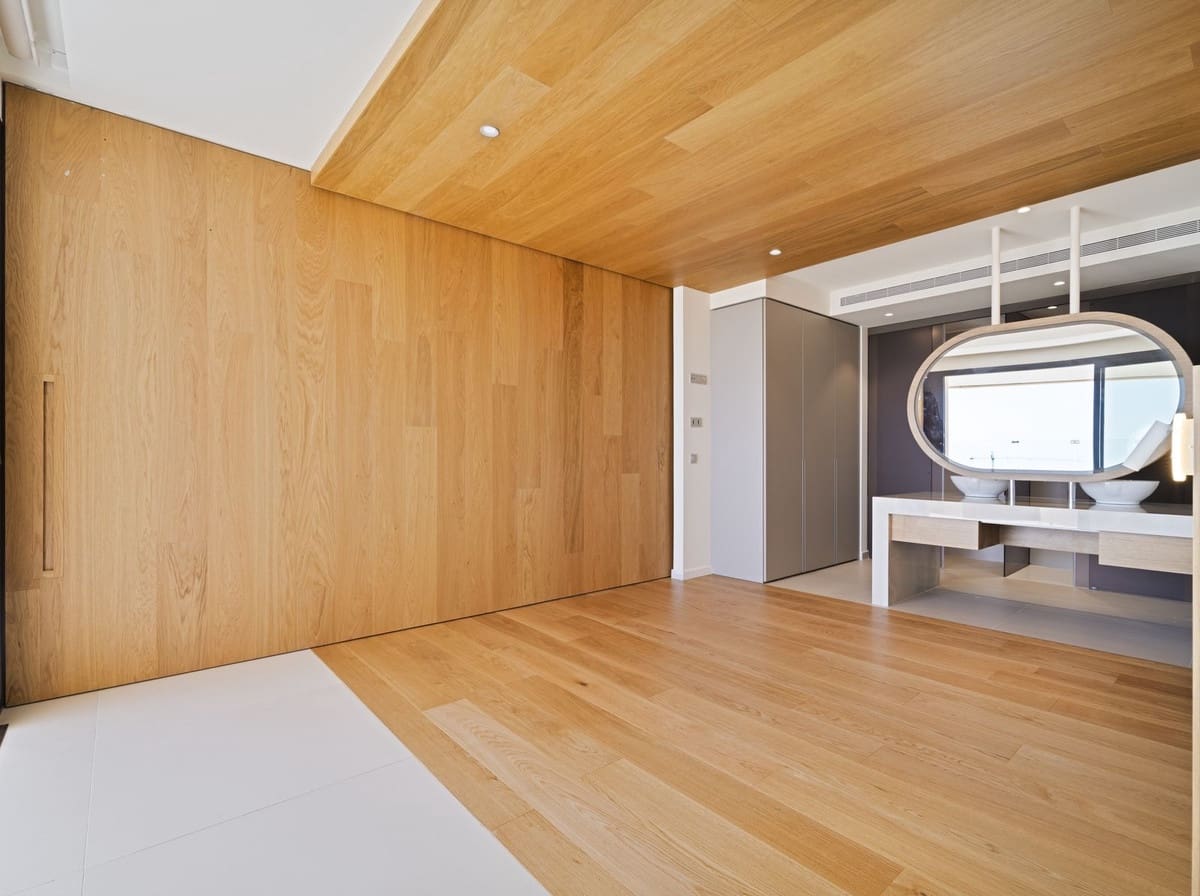 2 bedroom Apartment for sale in Fuengirola - € 849,000 (Ref: 9783923)