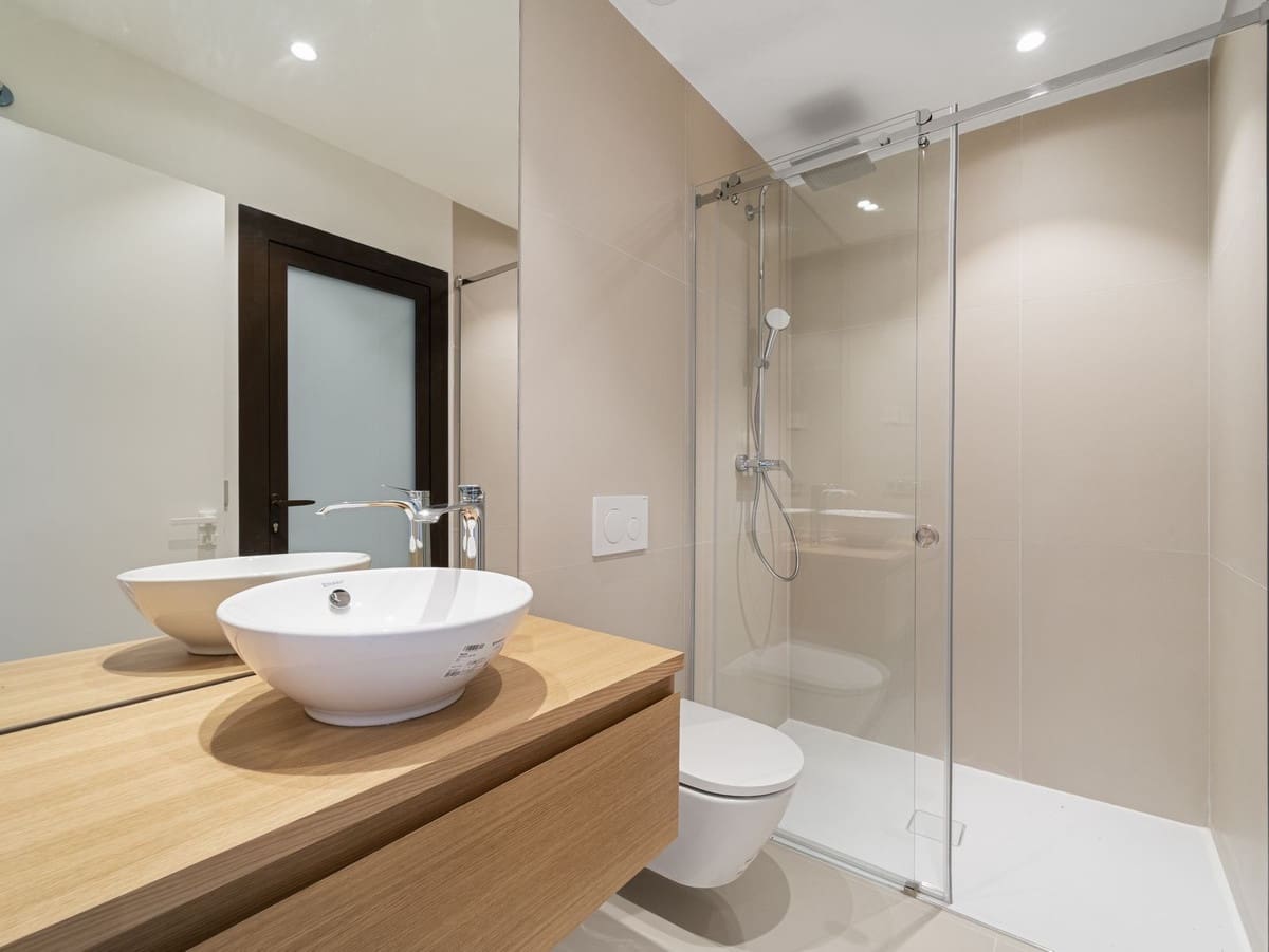 2 bedroom Apartment for sale in Fuengirola - € 849,000 (Ref: 9783923)